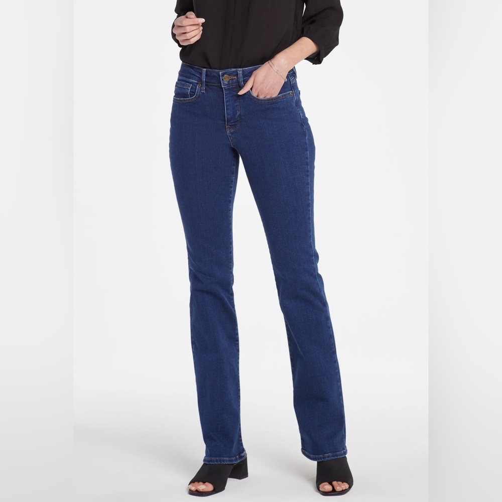 NWT NYDJ Barbara Bootcut Summit Medium Wash Slimming Jeans sz 8 Mid-Rise Denim